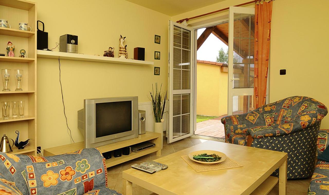 Petr-A Villa Frymburk Room photo